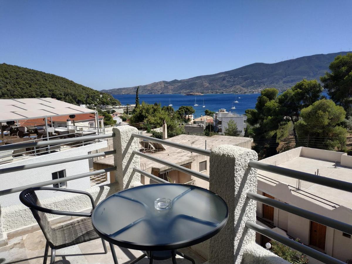Evita'S Resort Poros Town Esterno foto