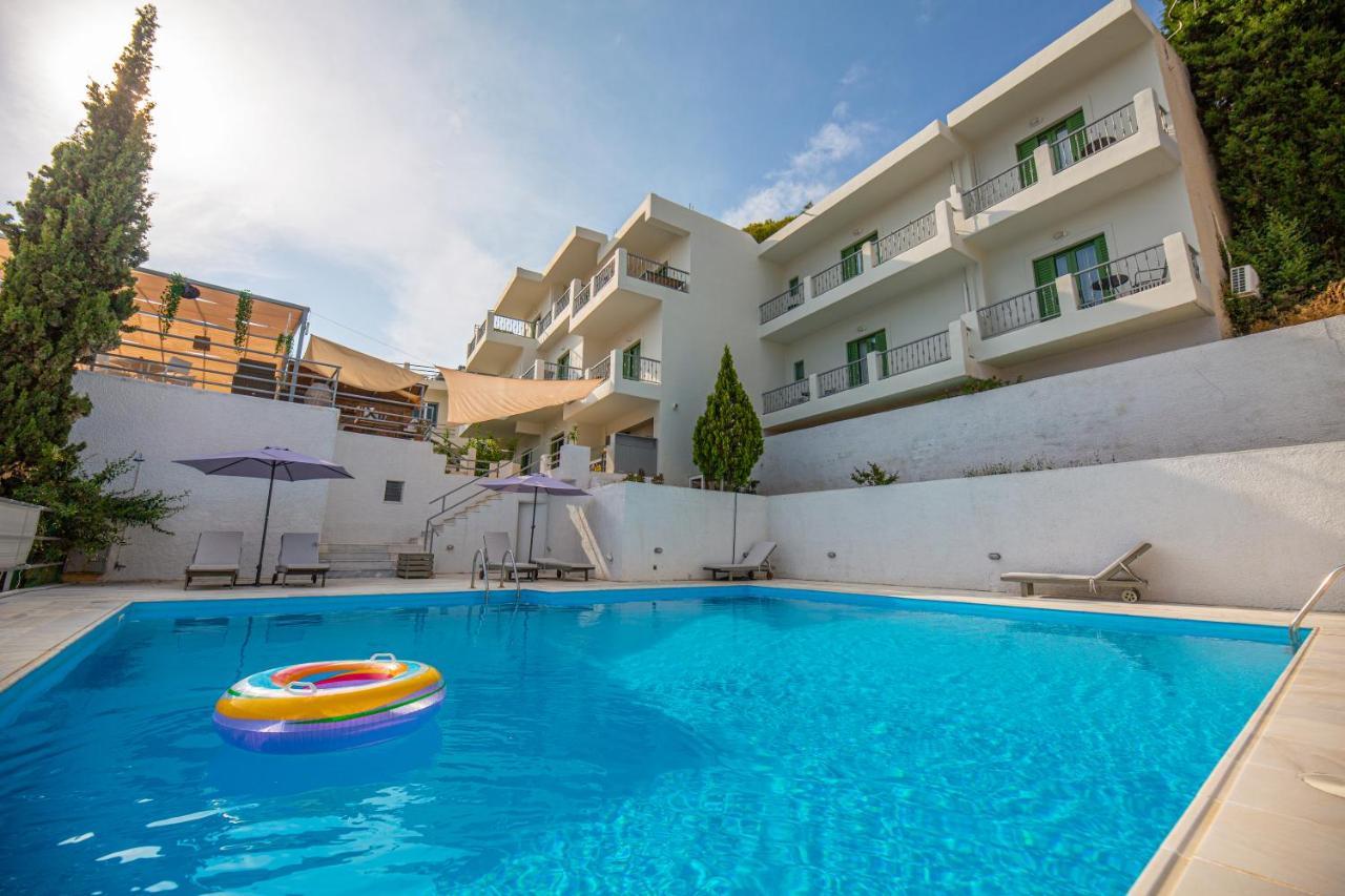 Evita'S Resort Poros Town Esterno foto