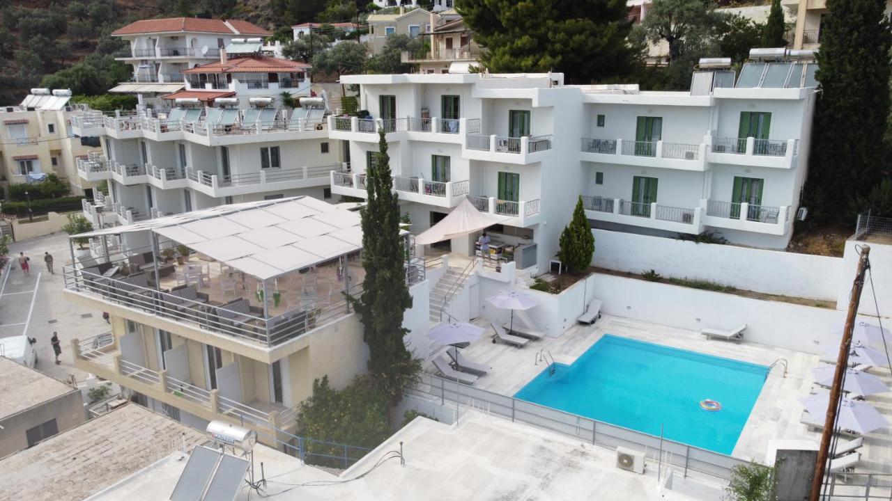 Evita'S Resort Poros Town Esterno foto